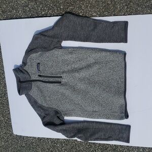 Men's Patagonia Better Sweater Style # 25522 Fall 2018. Small